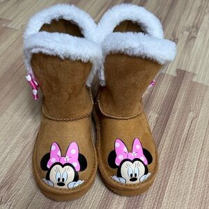 Kids Brown Boots with Pink Bow Design